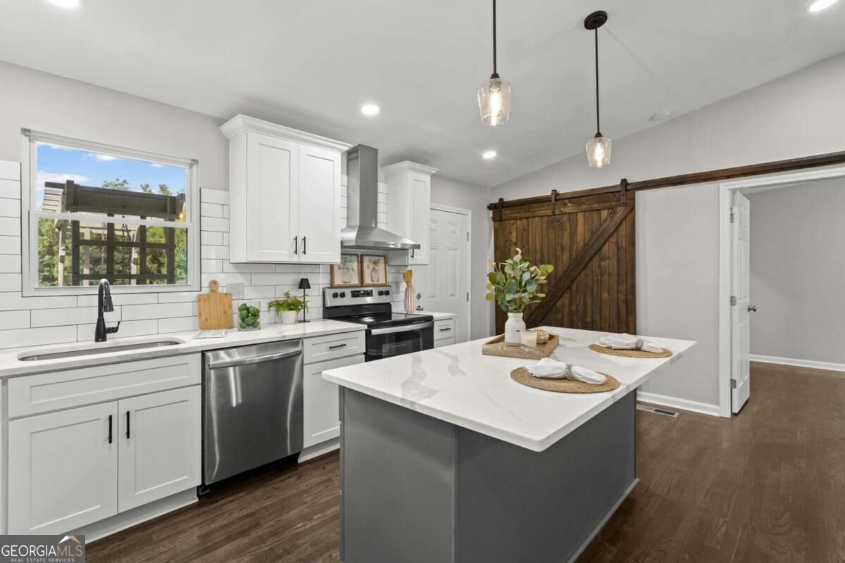 2406 Woodland Drive Kennesaw - Photo 10