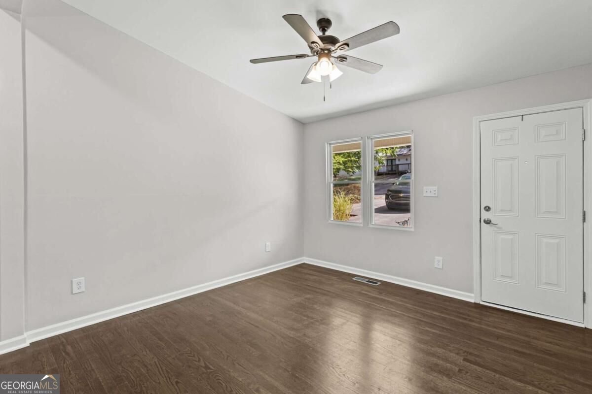 2406 Woodland Drive Kennesaw - Photo 7