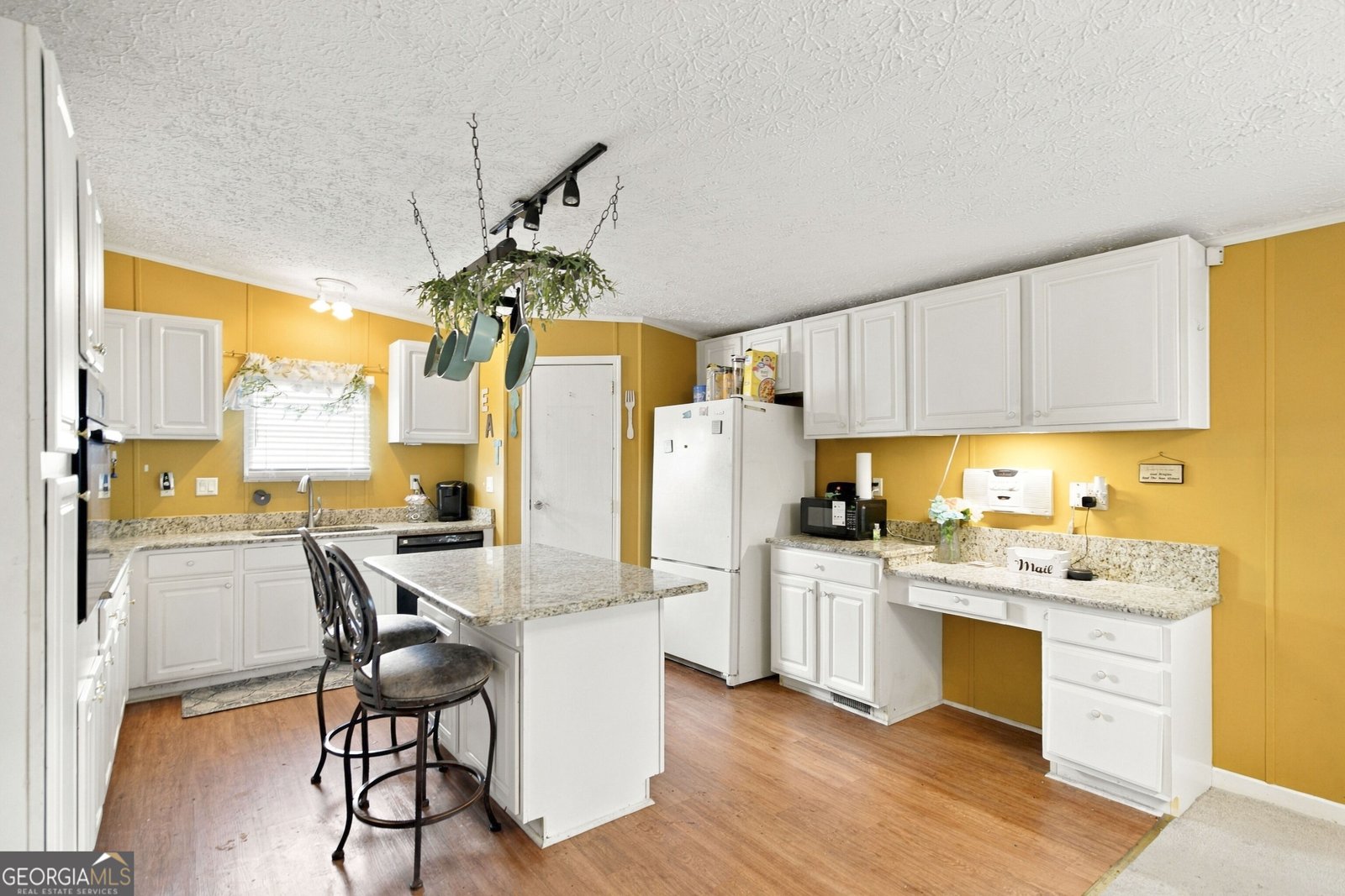 302 Lacy Court Macon - Photo 13