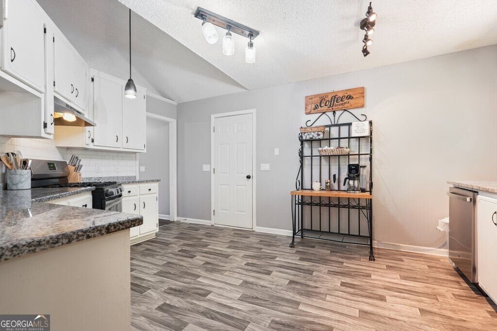 1372 Towne Harbor Trail Woodstock - Photo 18