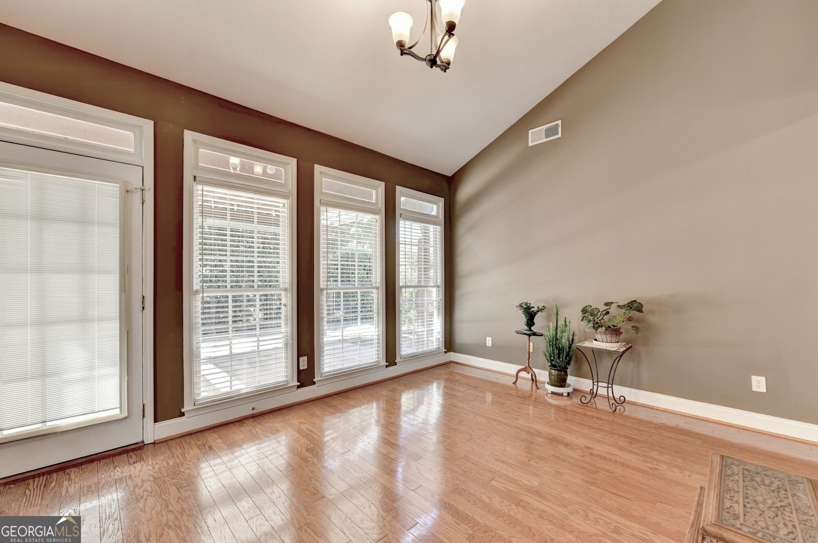 1890 Barrett Knoll Court Kennesaw - Photo 24