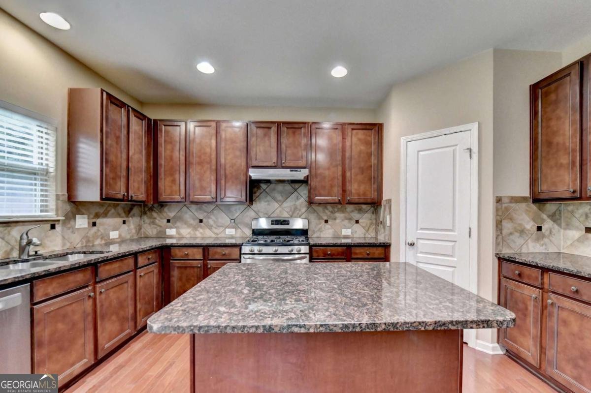 4228 Woods Creek Lane Suwanee - Photo 20