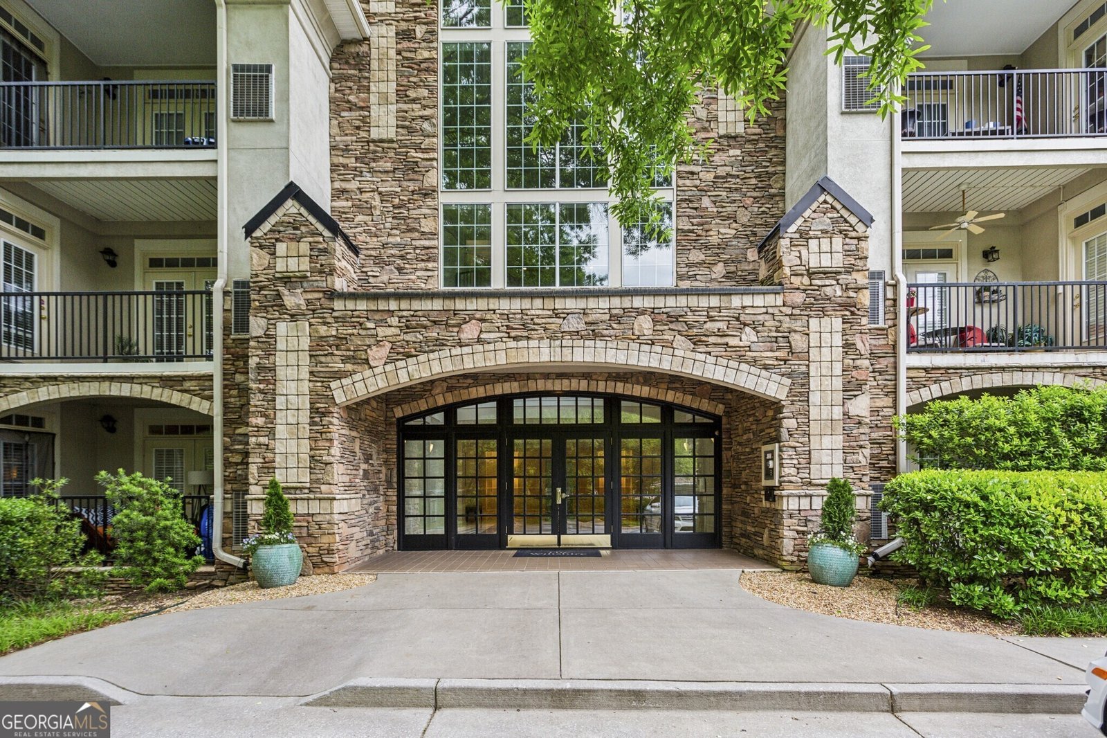 3047 Lenox Road Atlanta - main photo