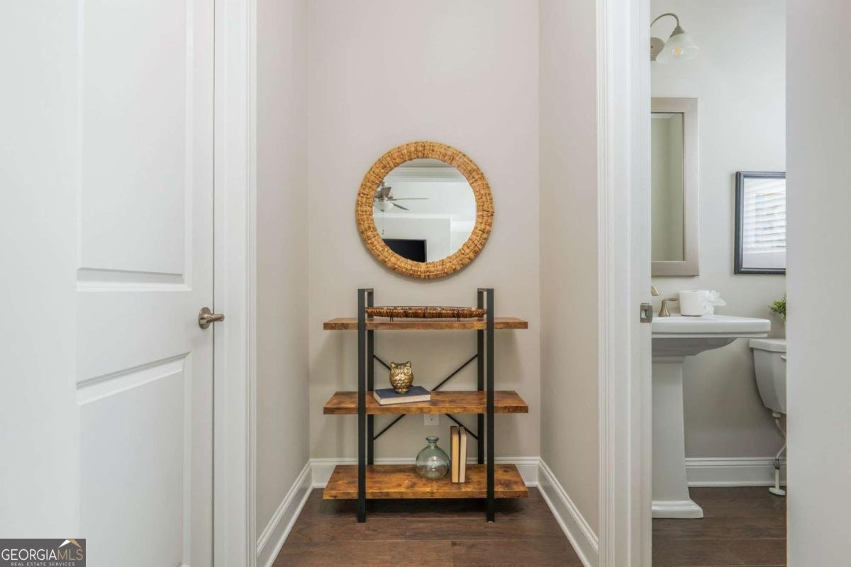 1391 Live Oak Lane Atlanta - Photo 10
