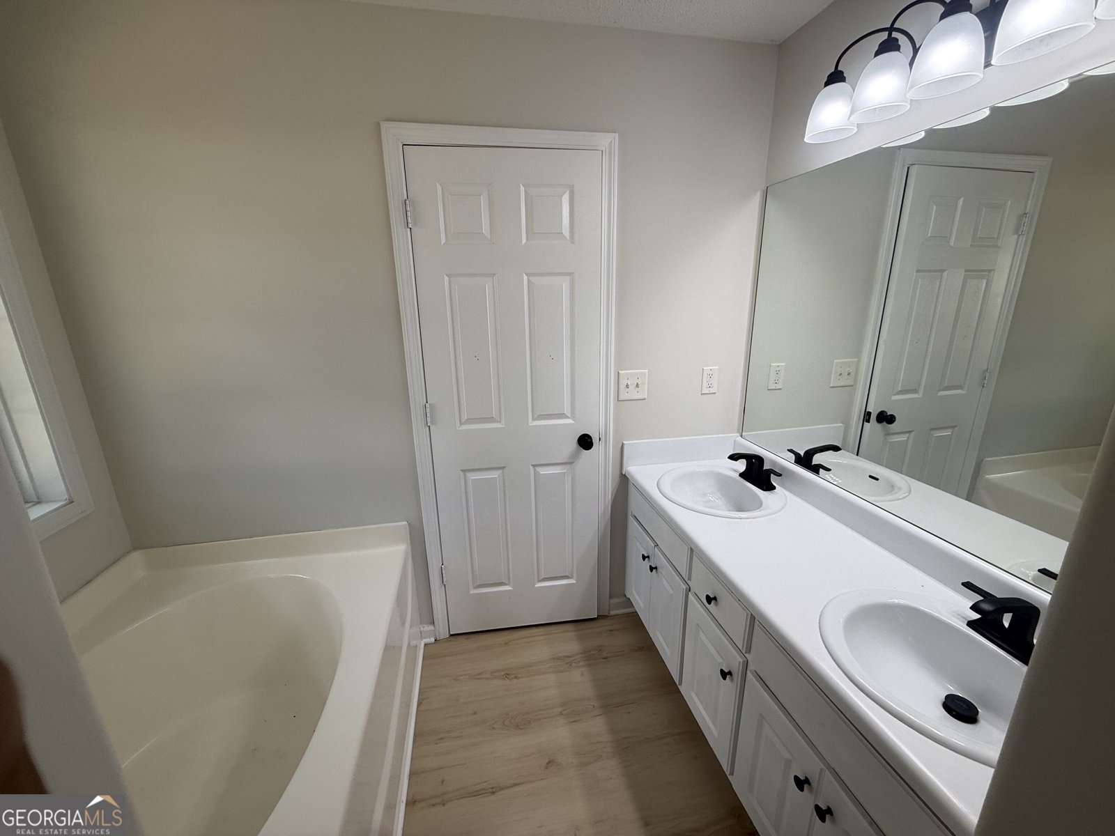 637 Skyland Drive Winder - Photo 14