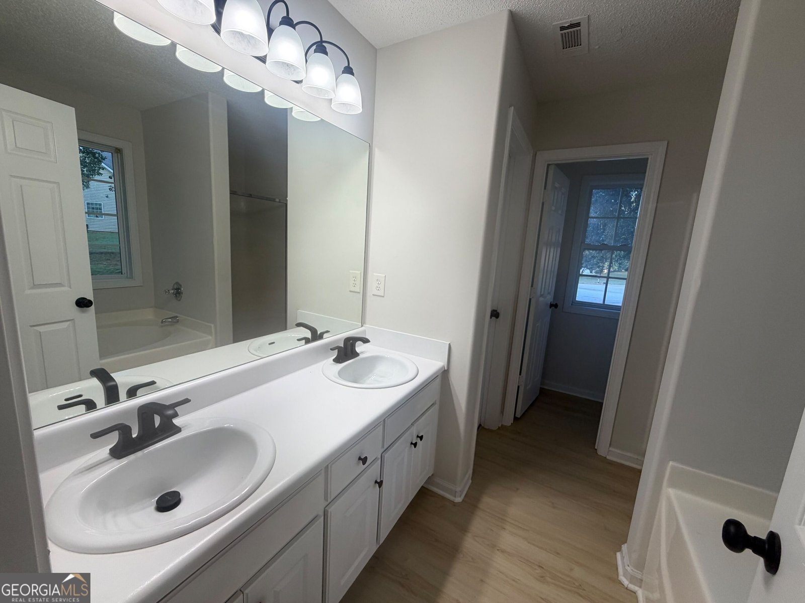 637 Skyland Drive Winder - Photo 7