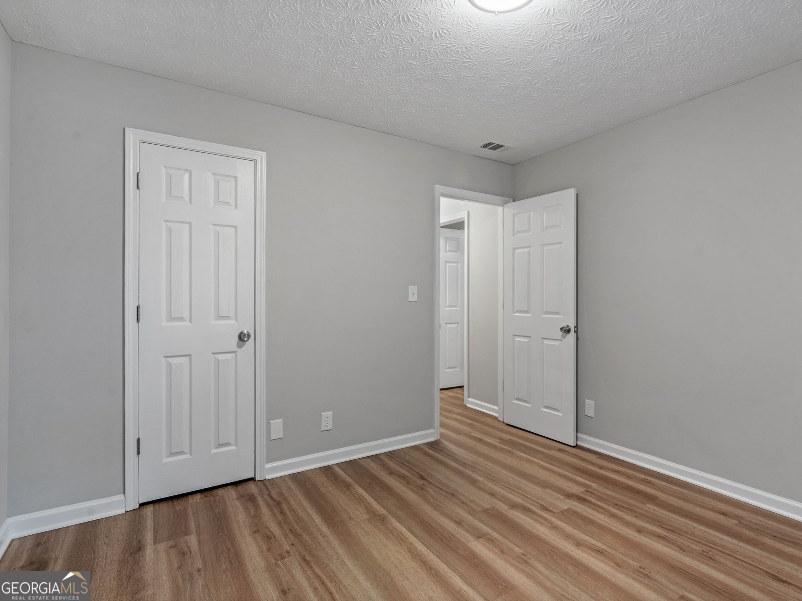 140 Oaklake Drive Covington - Photo 14