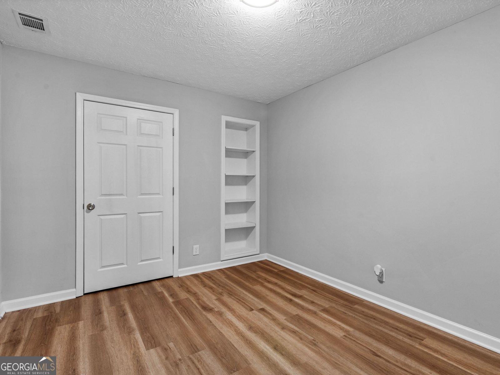 140 Oaklake Drive Covington - Photo 16