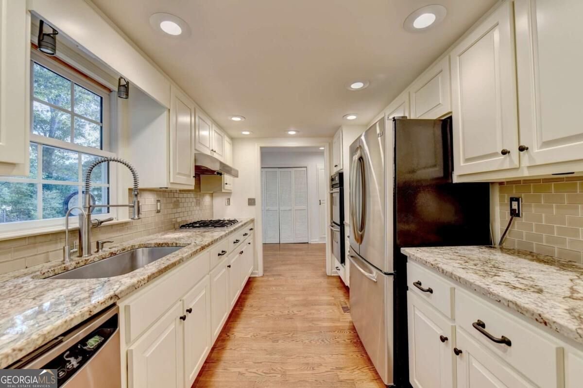 3852 Ivey Lane Lilburn - Photo 11