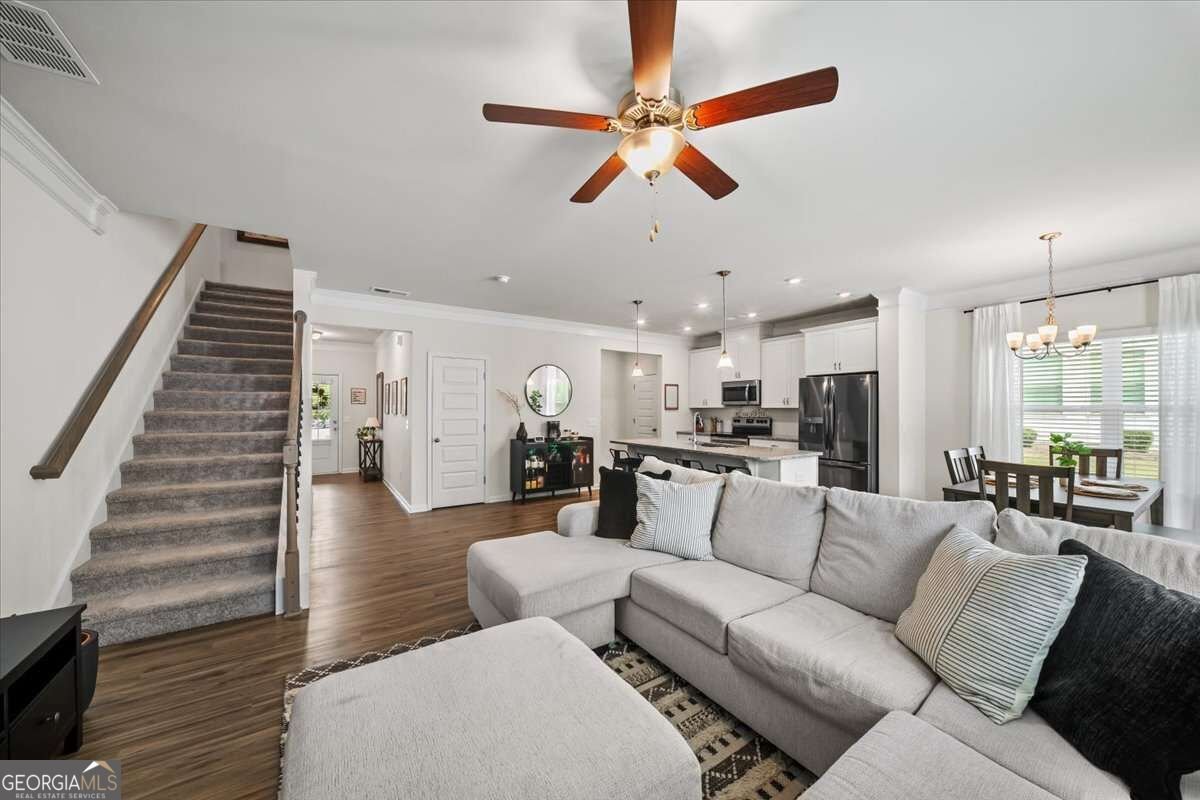 325 Braswell Court Woodstock - Photo 7