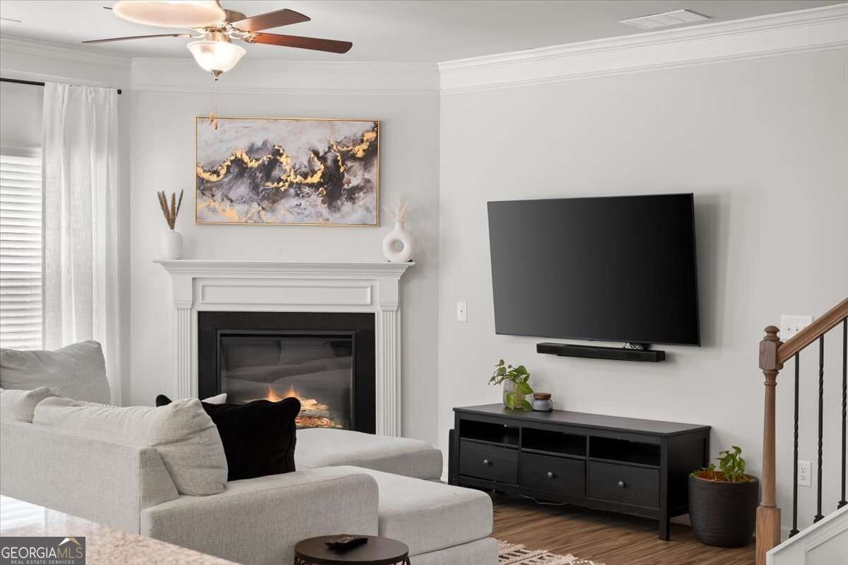325 Braswell Court Woodstock - Photo 8