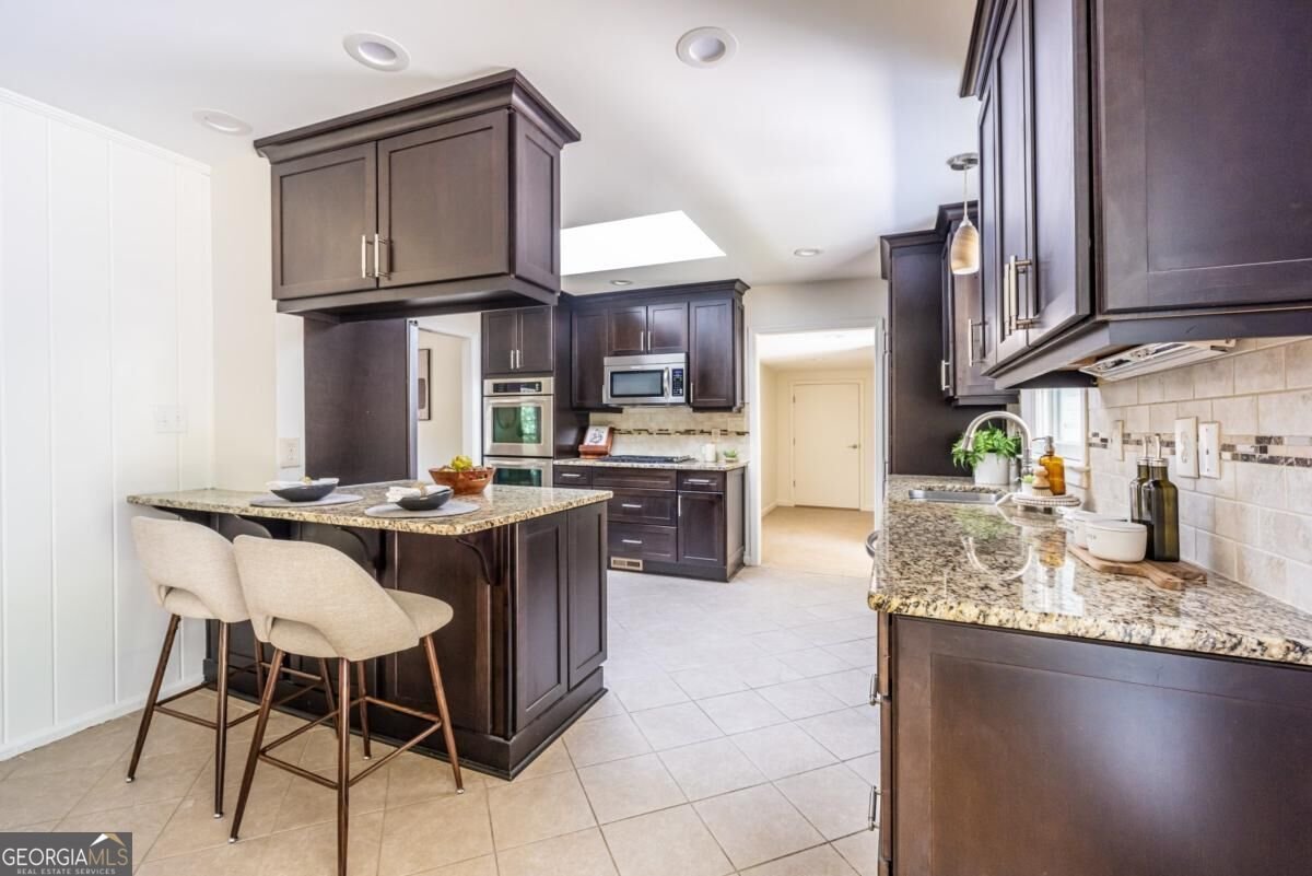 1590 Knob Hill Drive Atlanta - Photo 11