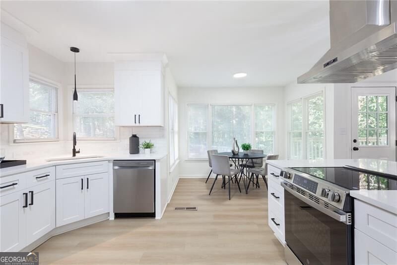 655 Springharbor Drive Woodstock - Photo 10