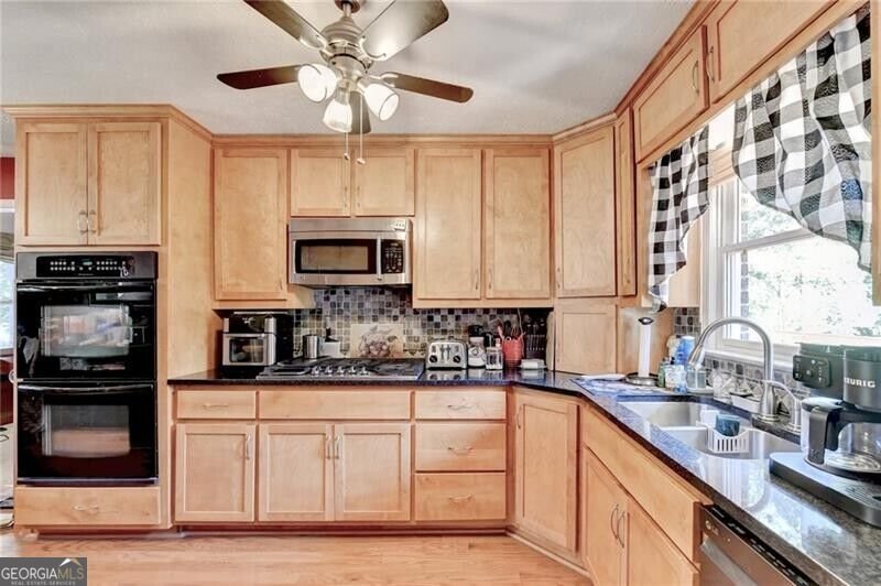 2926 Elizabeth Lane Snellville - Photo 8