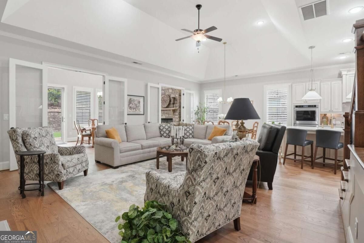 5925 Overlook Club Circle Suwanee - Photo 8