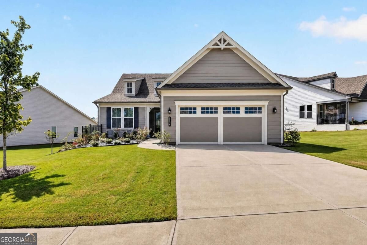 320 Salton Way Hoschton - main photo