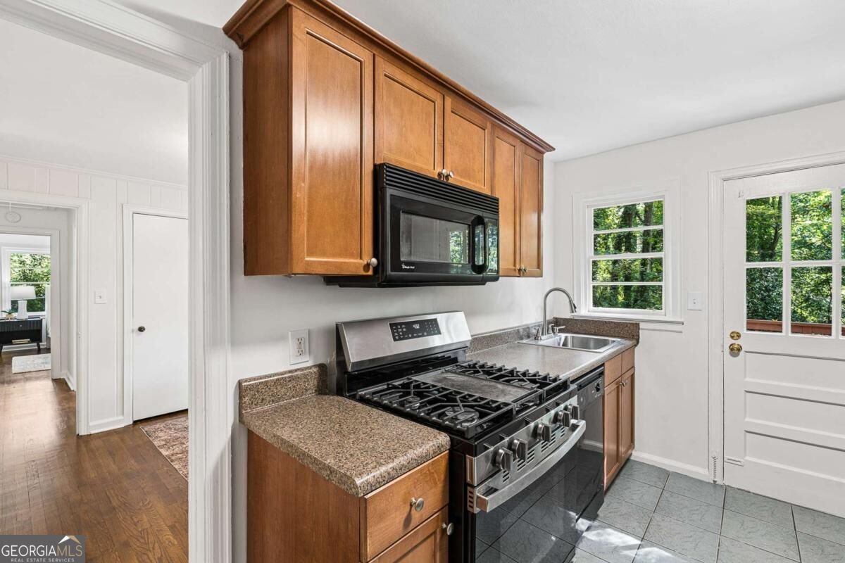 765 Iris Terrace Decatur - Photo 7