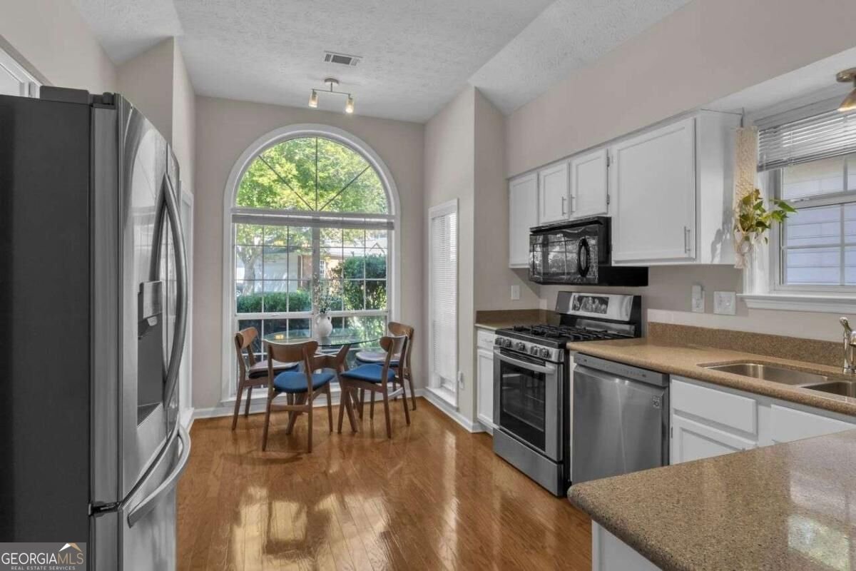 8910 Somerset Lane Alpharetta - Photo 13