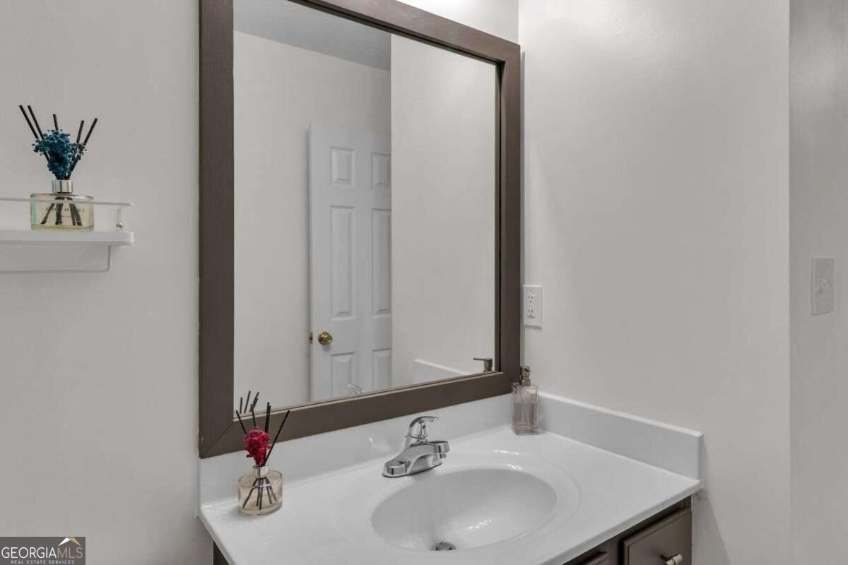 8910 Somerset Lane Alpharetta - Photo 33
