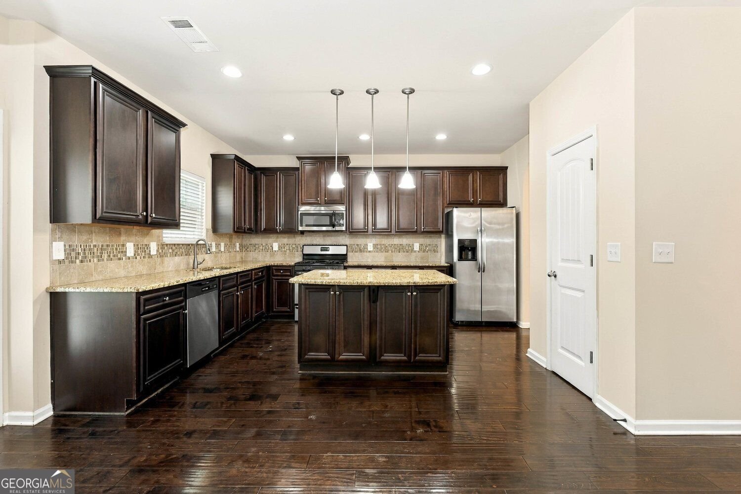 7505 Bowhead Court Fairburn - Photo 10