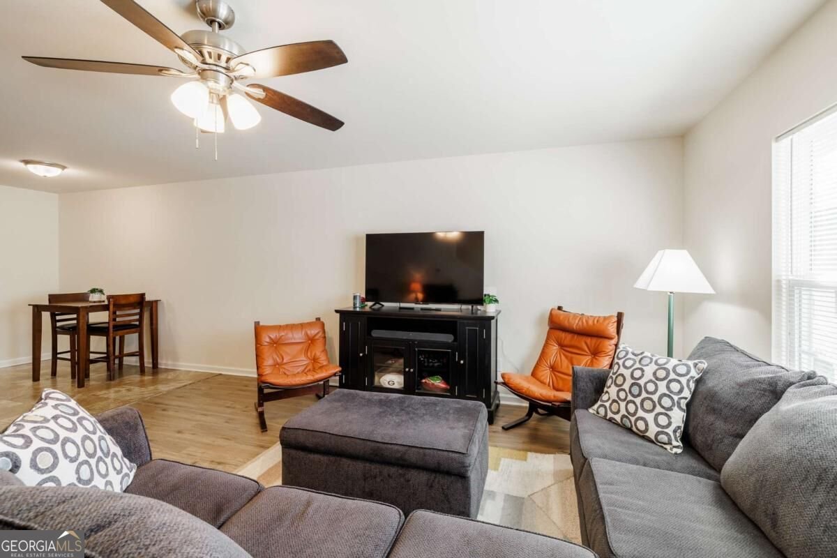 304 Samuel Clemens Way Athens - Photo 6