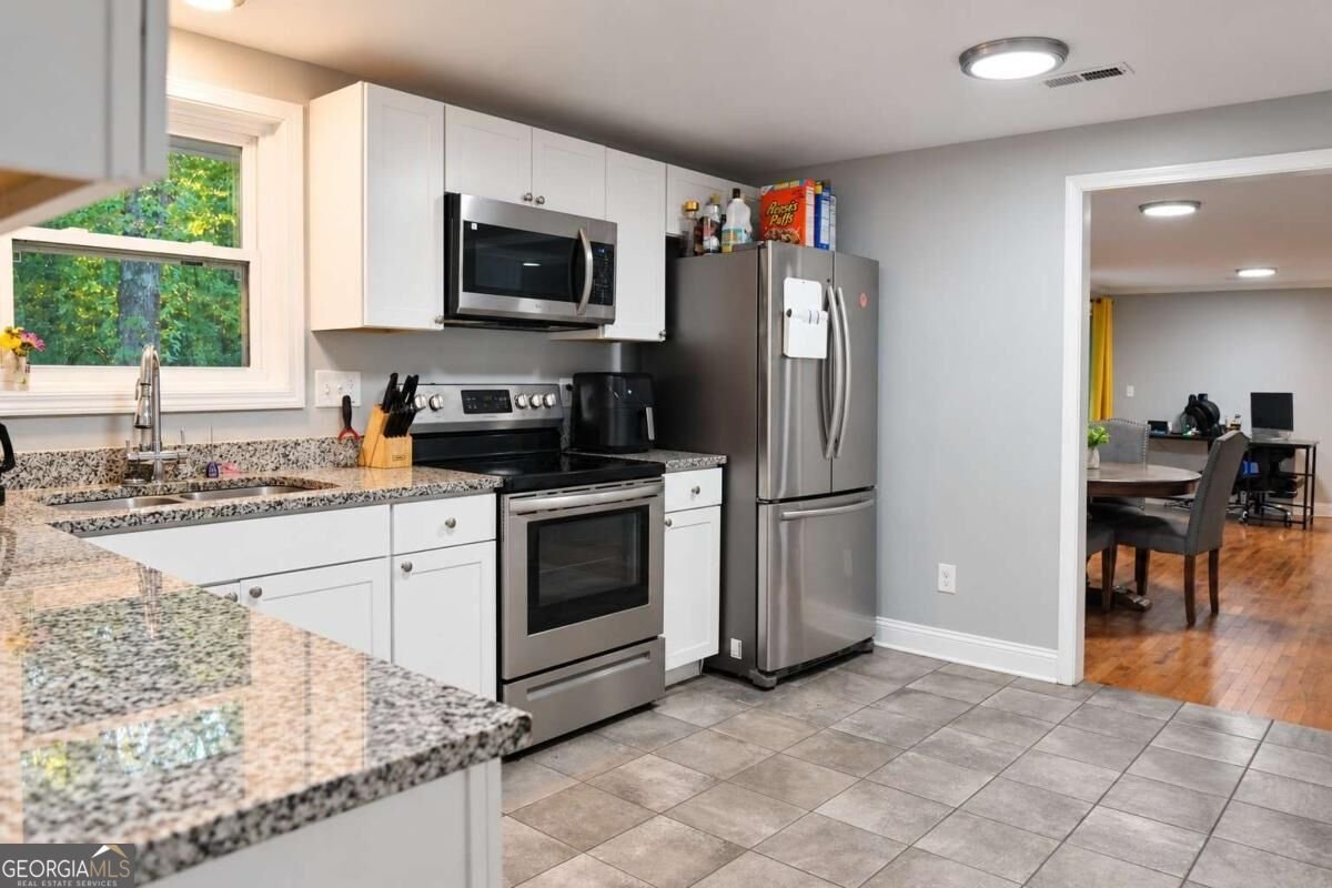 6395 Hemp Street Douglasville - Photo 7