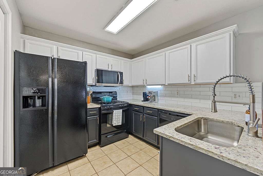 217 Parkridge Drive Woodstock - Photo 11