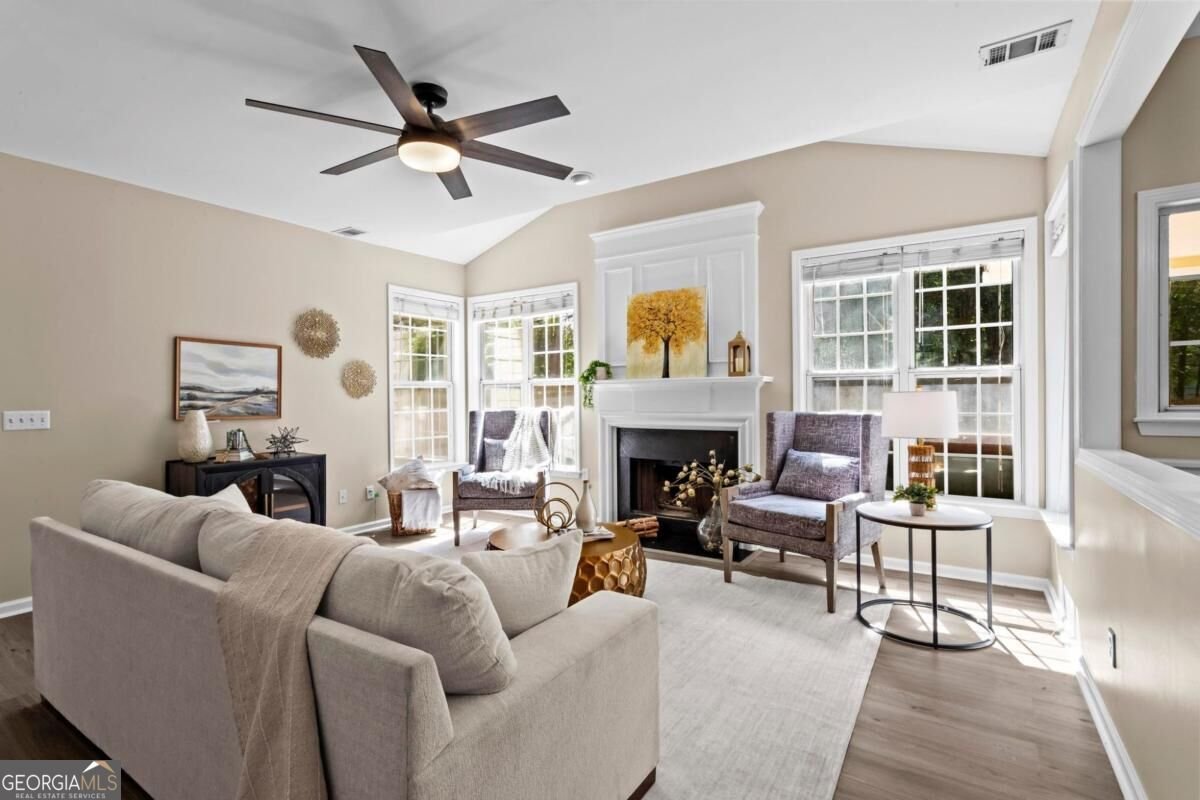 2873 Donamire Lane Kennesaw - Photo 14
