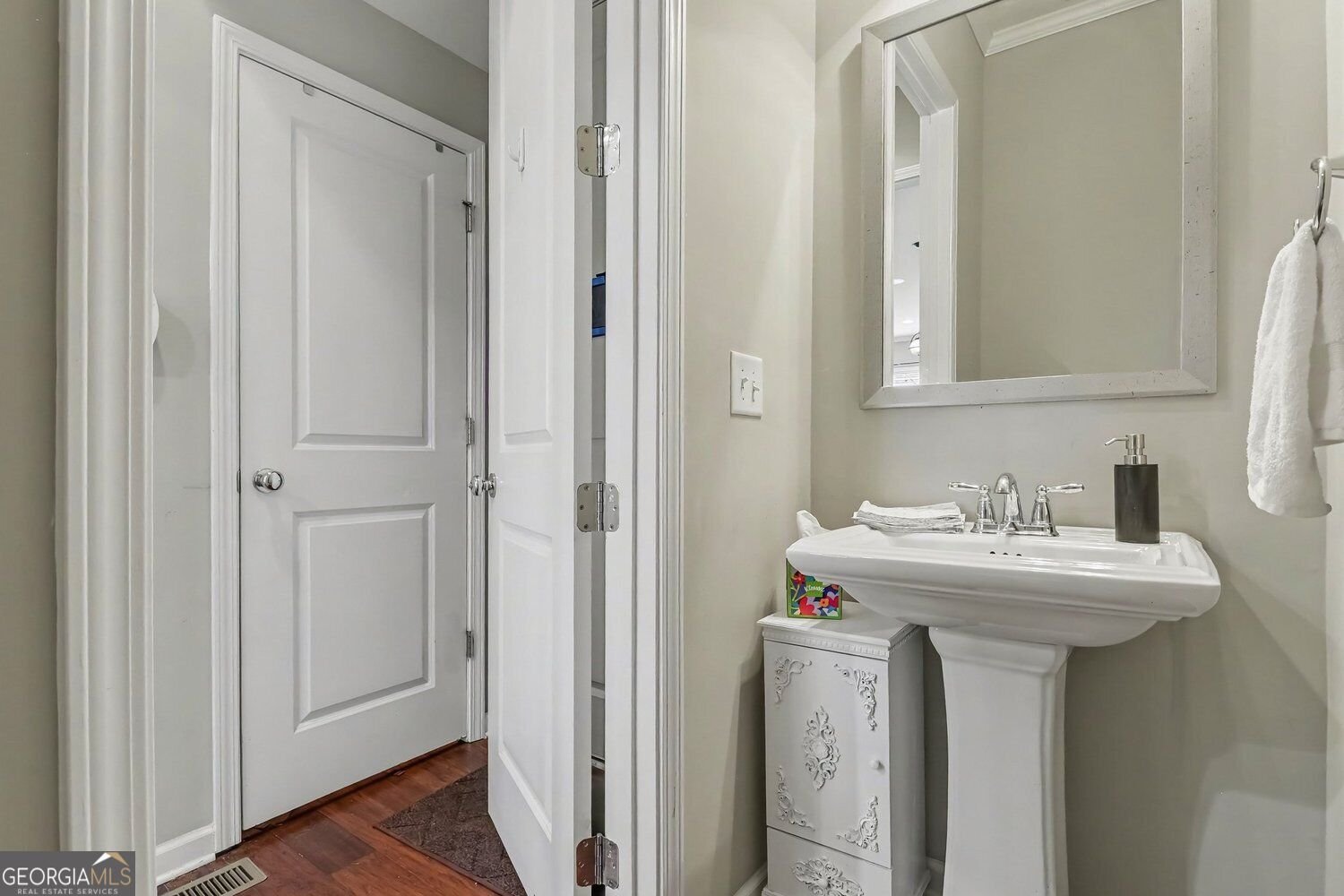 1011 Milhaven Drive Roswell - Photo 16