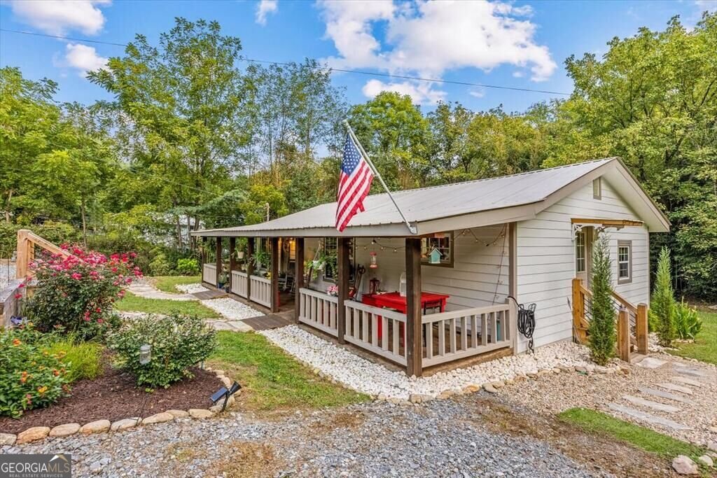 325 Austin Street Blue Ridge - main photo