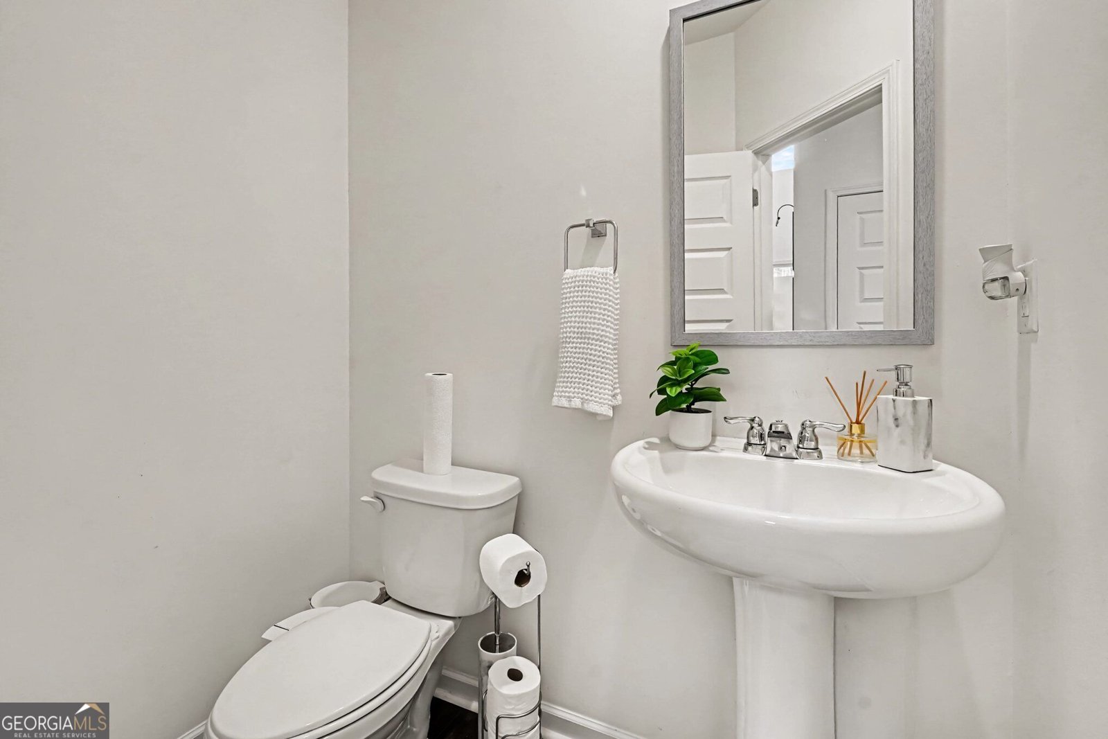 265 Daurian Drive Statham - Photo 15
