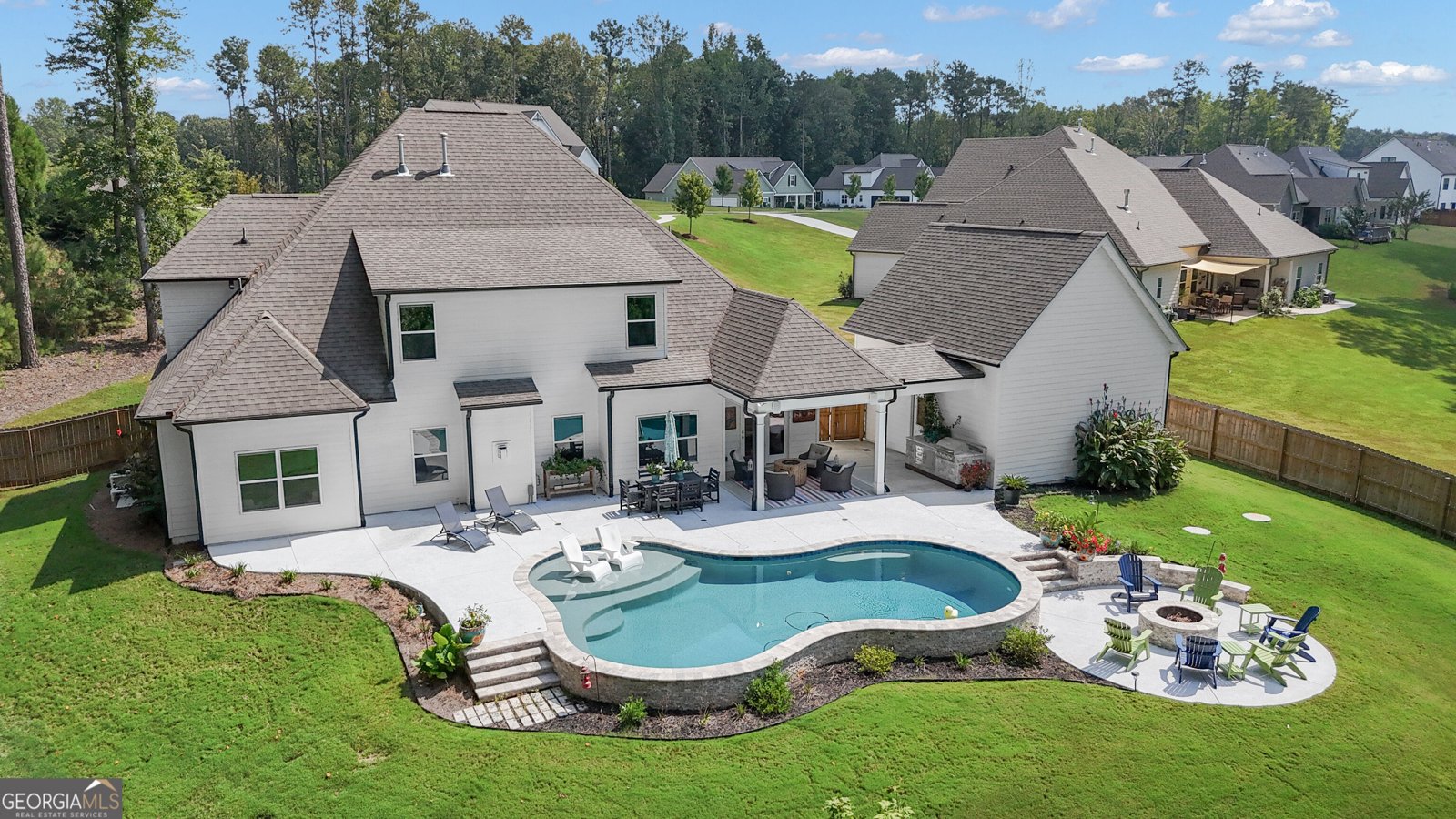 130 Emery Nell Lane Newnan - main photo