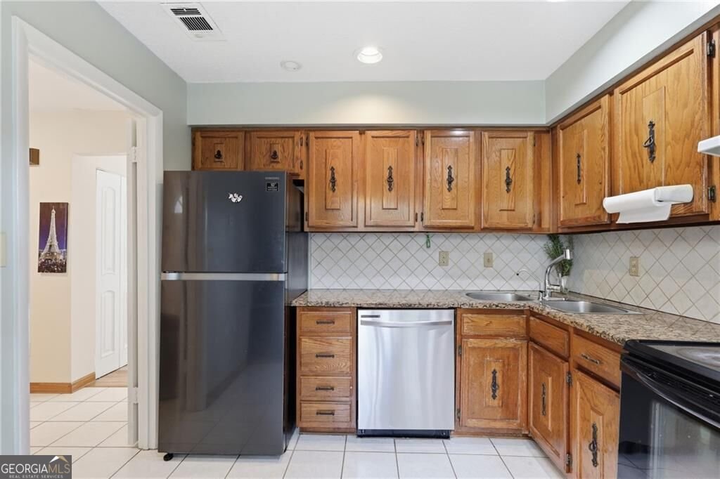 1144 Country Court Lawrenceville - Photo 10