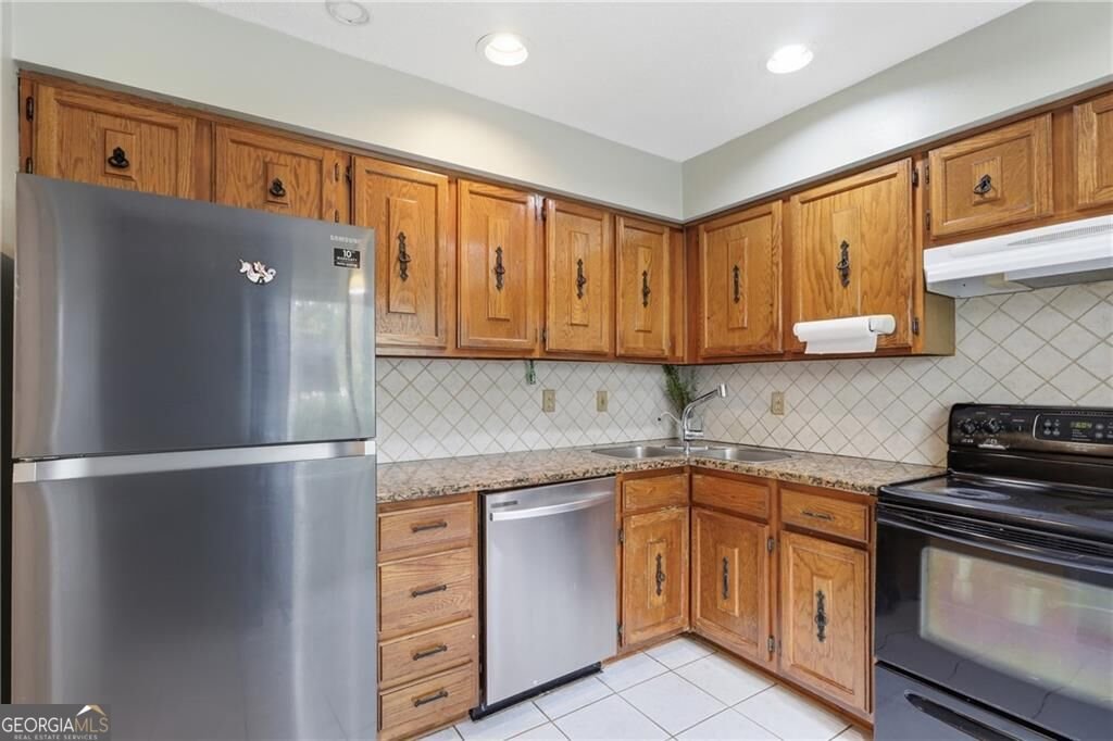 1144 Country Court Lawrenceville - Photo 11