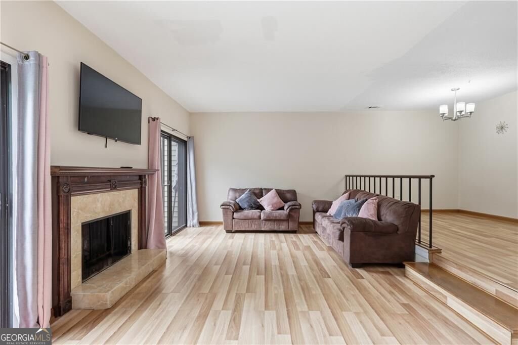 1144 Country Court Lawrenceville - Photo 6