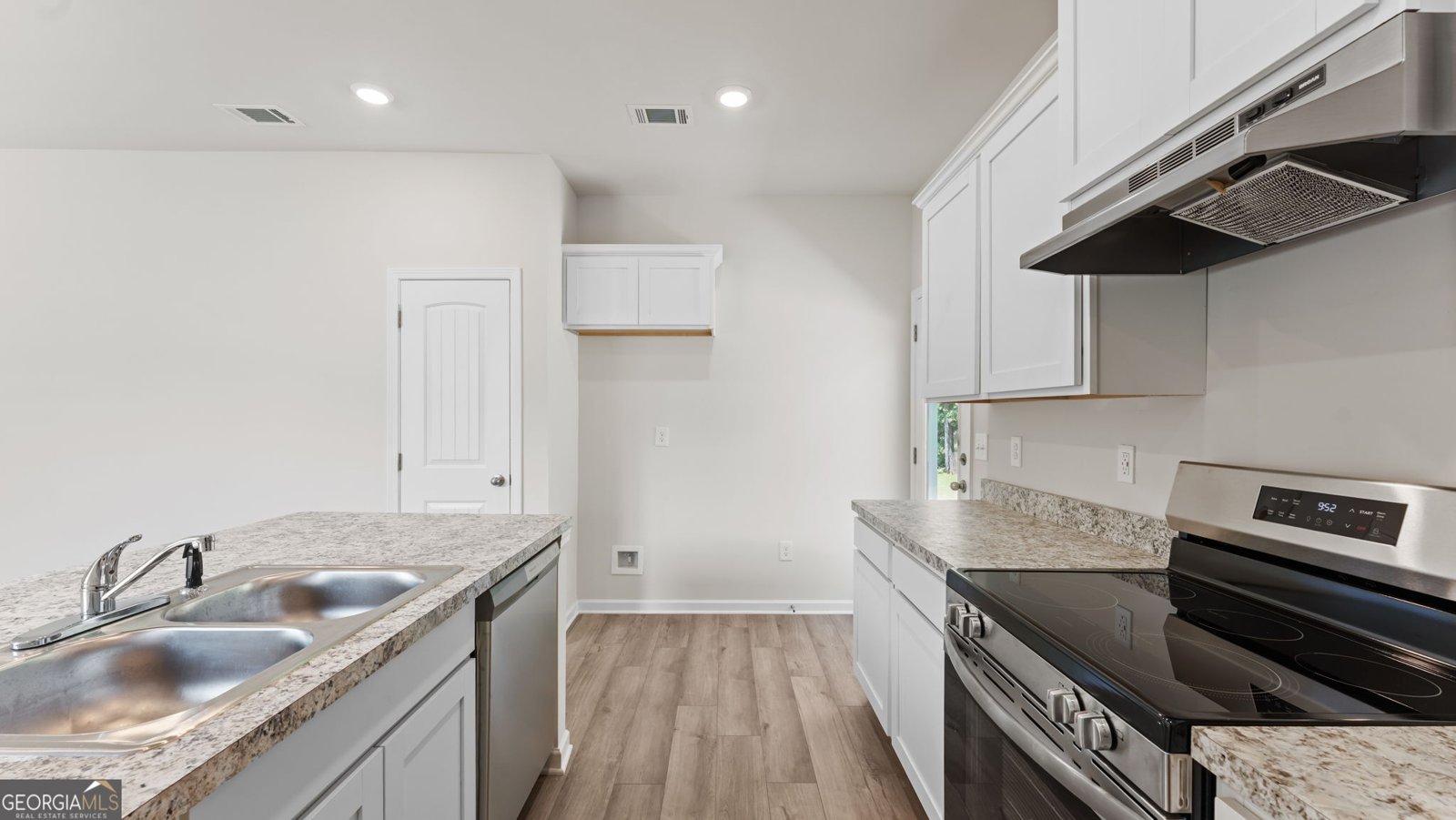 95 Clemit Harris Road Newnan - Photo 8