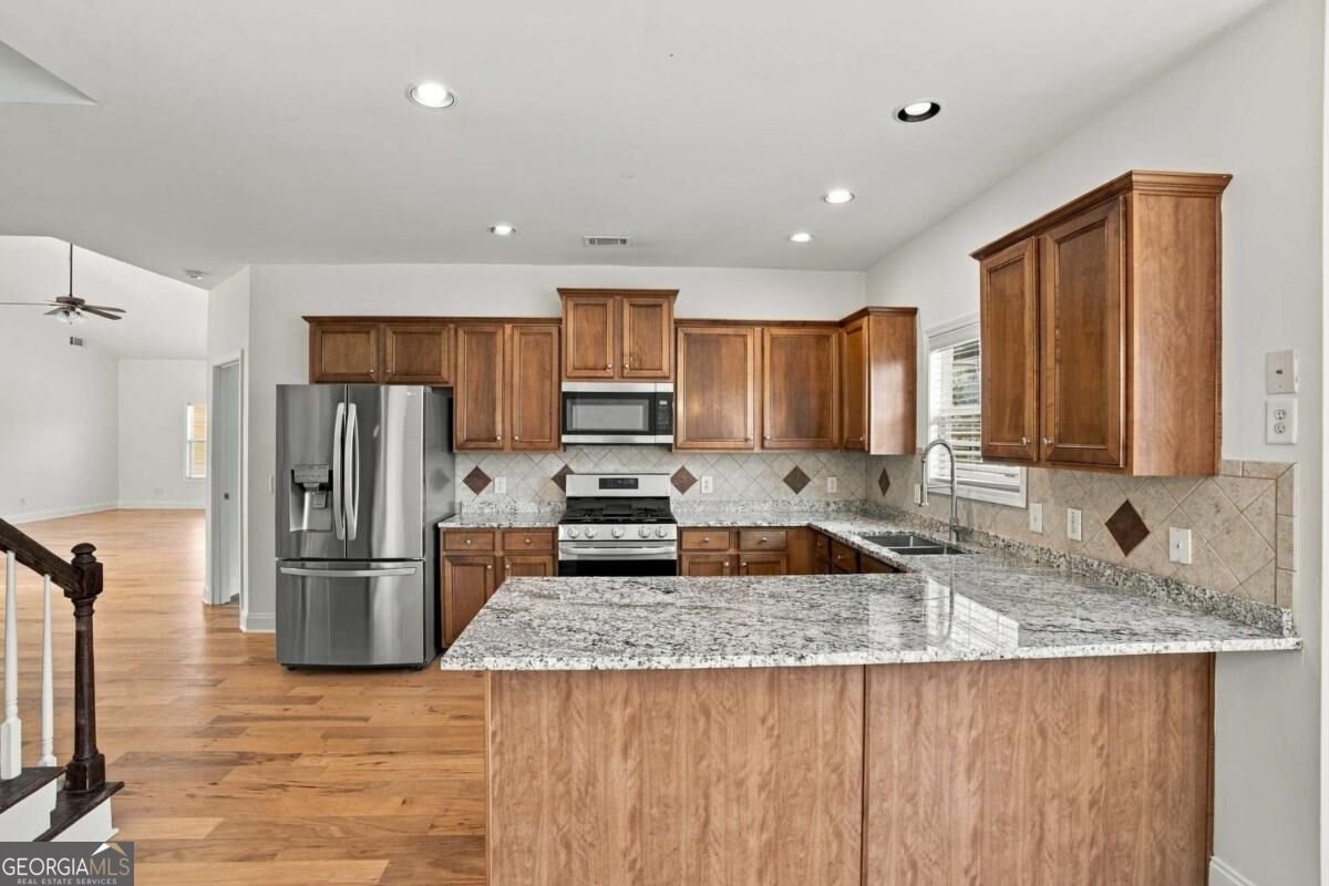 9065 Blue Willow Court Gainesville - Photo 13