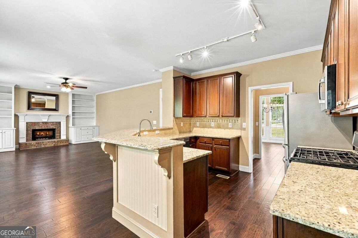 238 Ribbon Leaf View Suwanee - Photo 10
