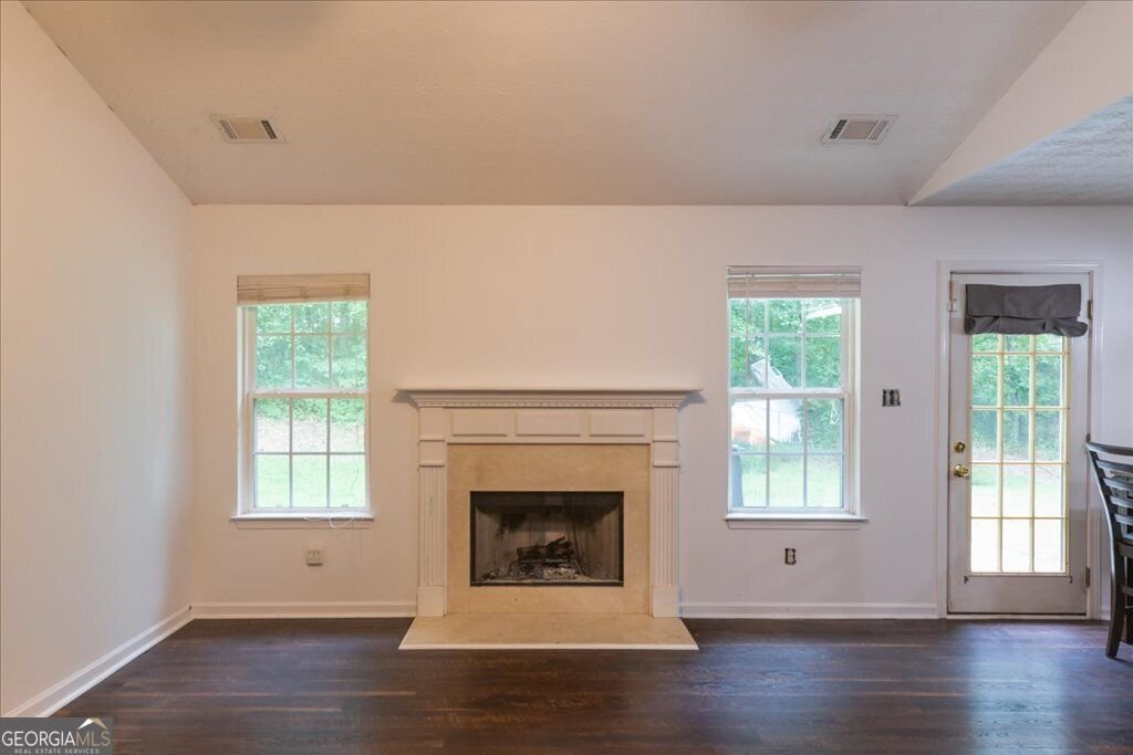 215 Highgrove Drive Covington - Photo 40