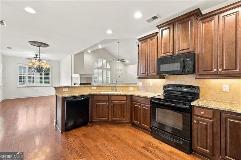 1340 Oak Meadows Lane Cumming - Photo 10