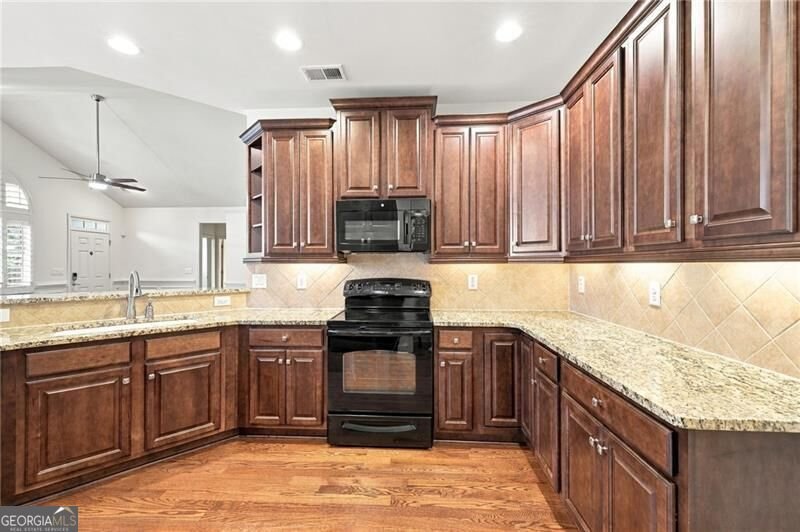 1340 Oak Meadows Lane Cumming - Photo 13