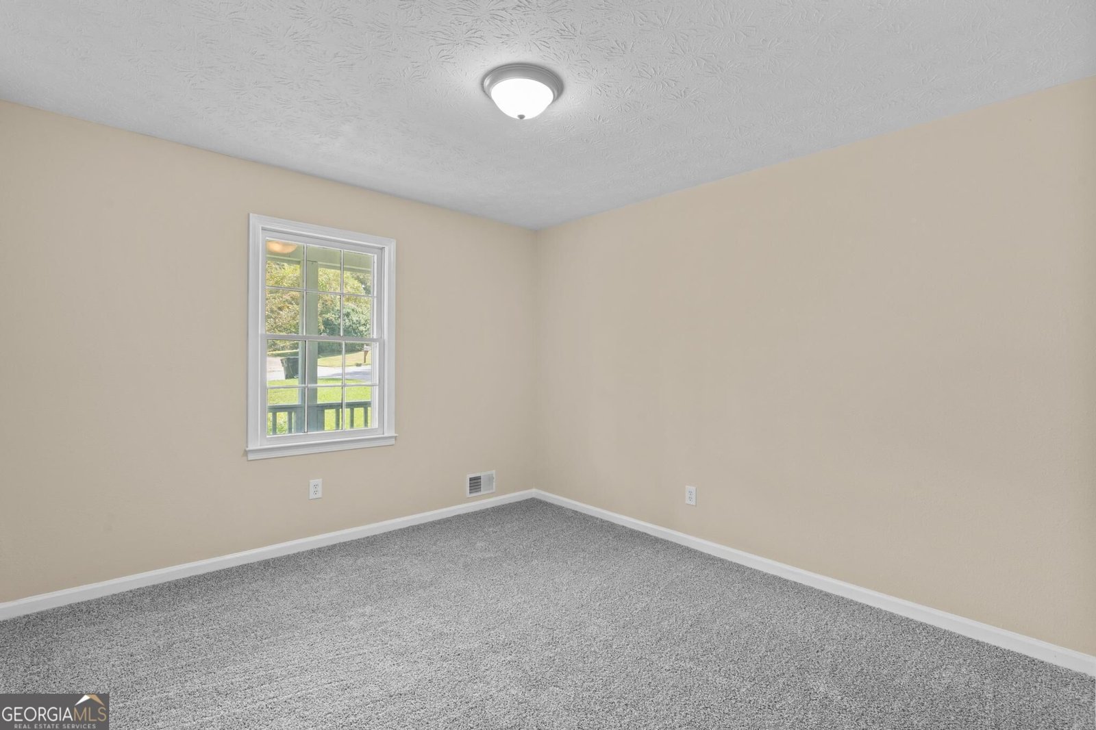 285 Amanda Court Stockbridge - Photo 15