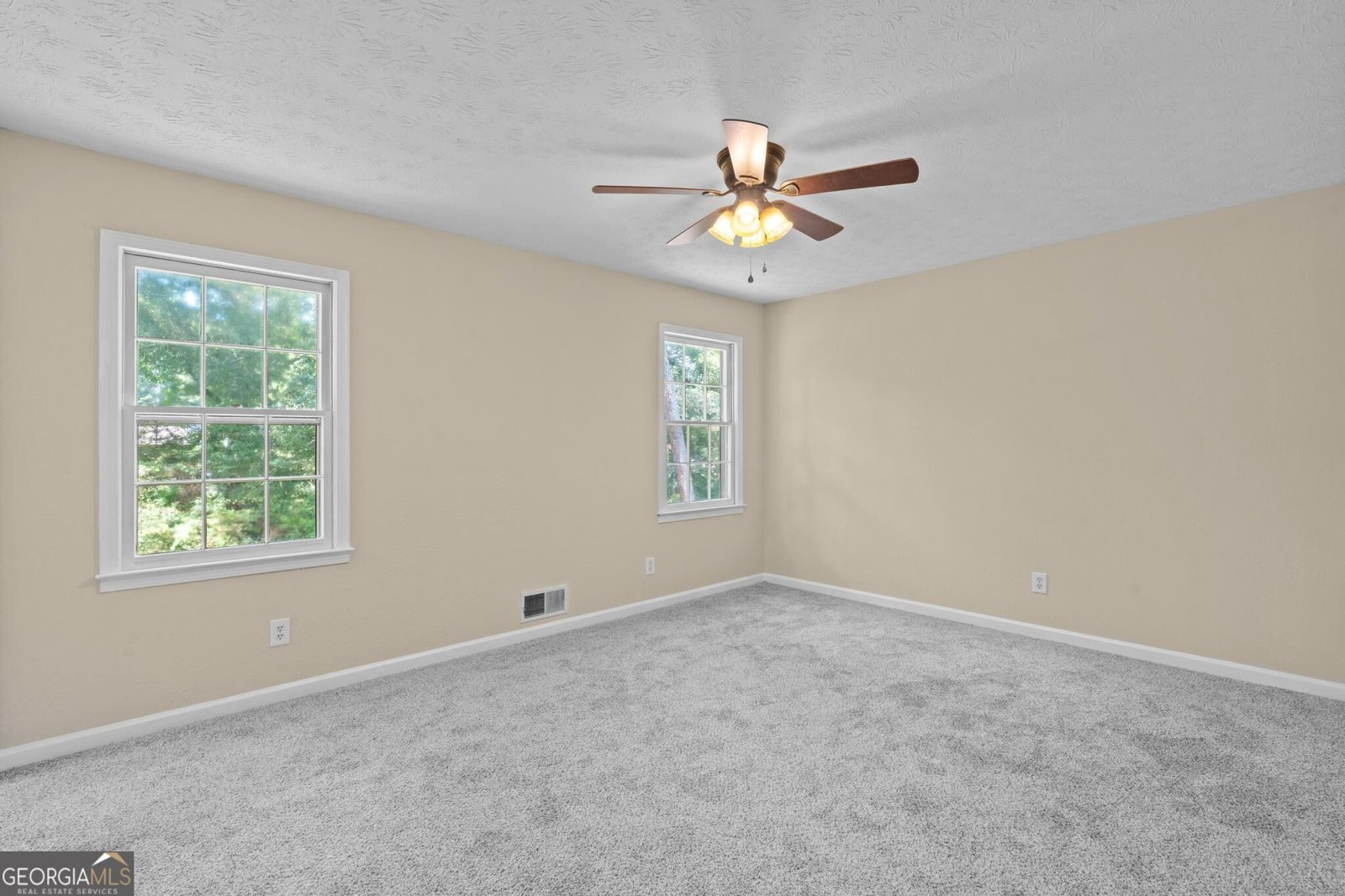 285 Amanda Court Stockbridge - Photo 19