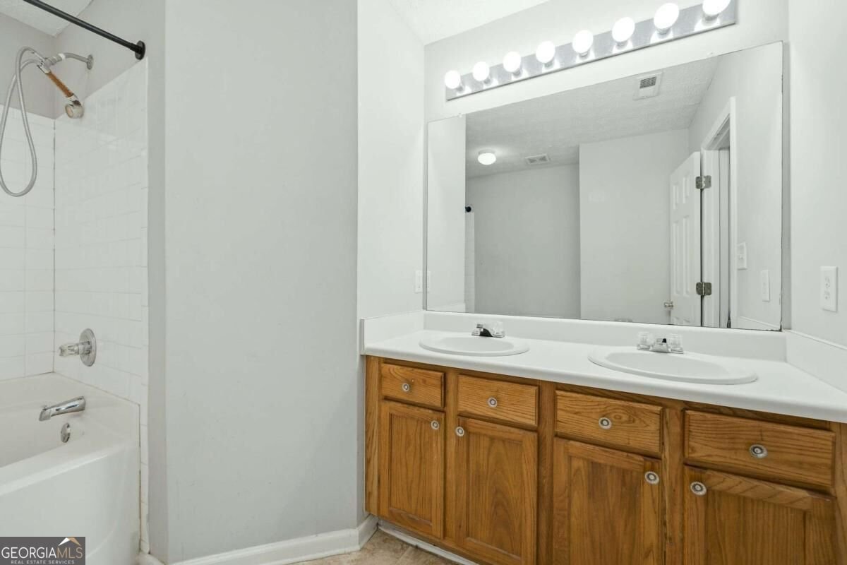 2945 Falling Water Point Atlanta - Photo 16