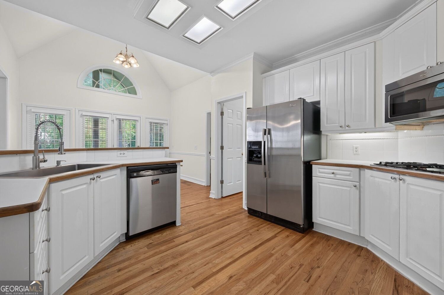 6415 Wenham Court Cumming - Photo 16