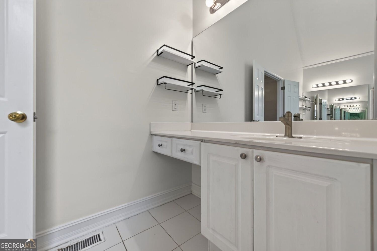 6415 Wenham Court Cumming - Photo 29