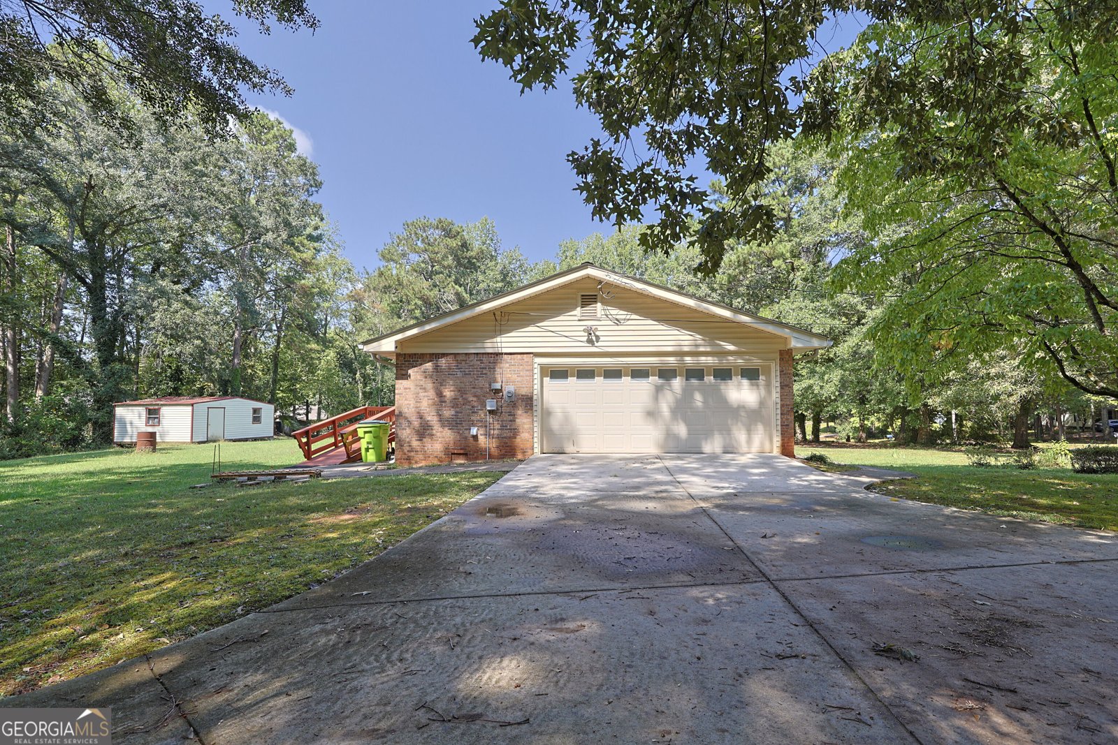 160 Helen Lane Stockbridge - Photo 7