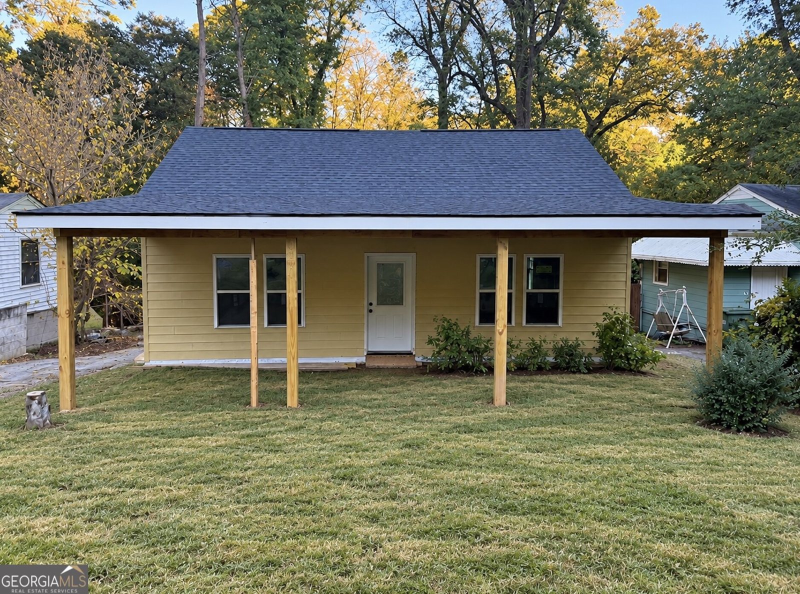 879 Edwin Place Atlanta - main photo