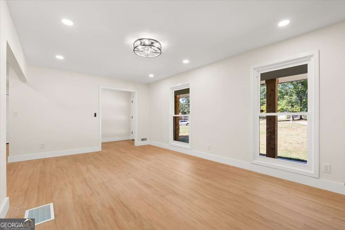 2177 Chester Circle Conyers - Photo 10