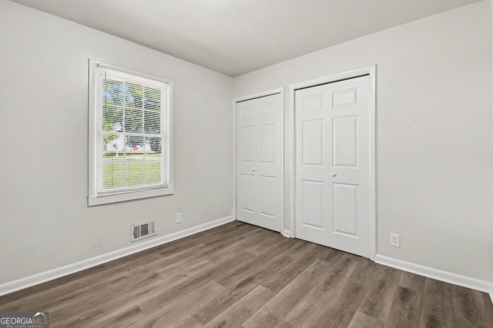 5041 Mountain Street Stone Mountain - Photo 13